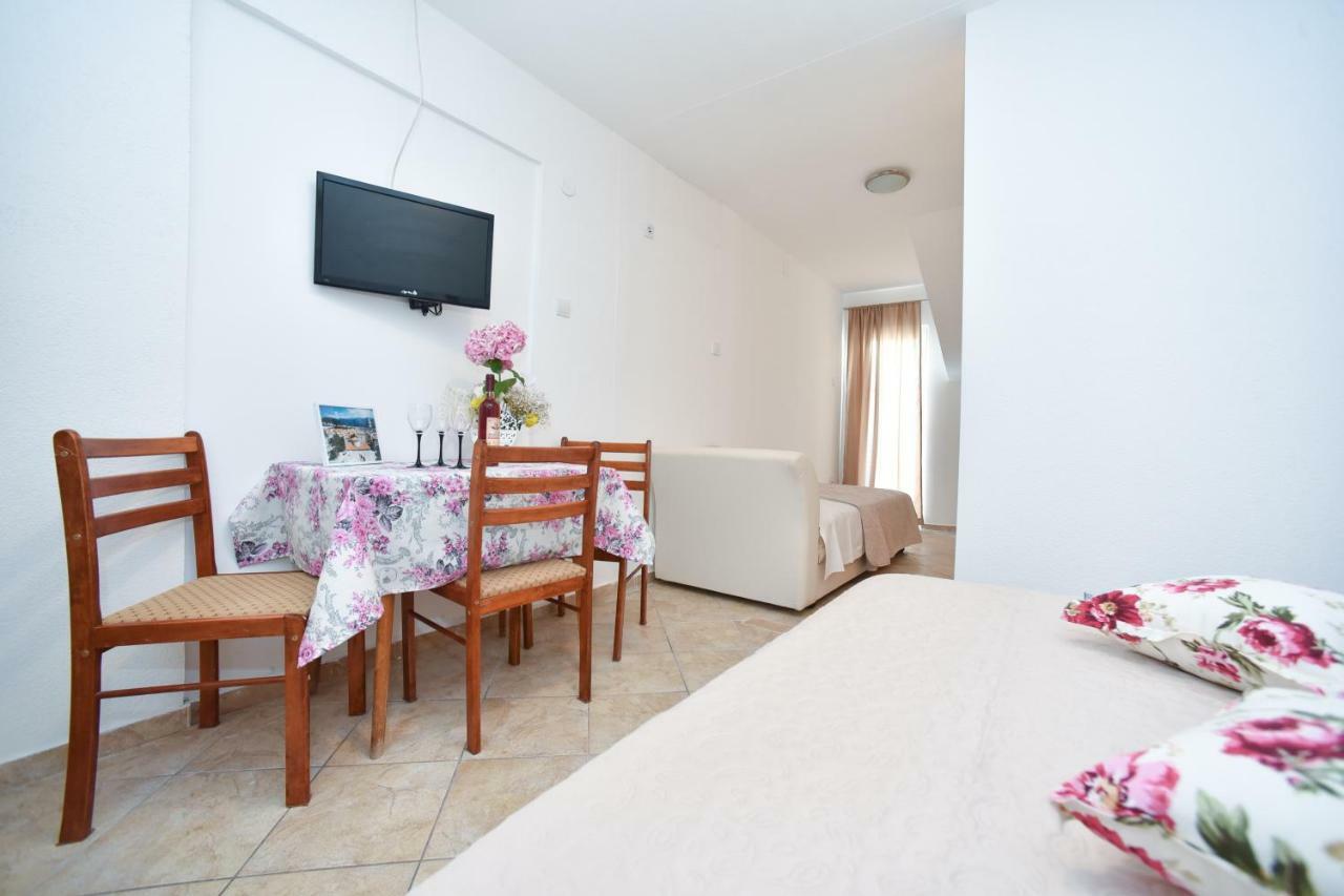 בודווה Apartmani Bonik מראה חיצוני תמונה
