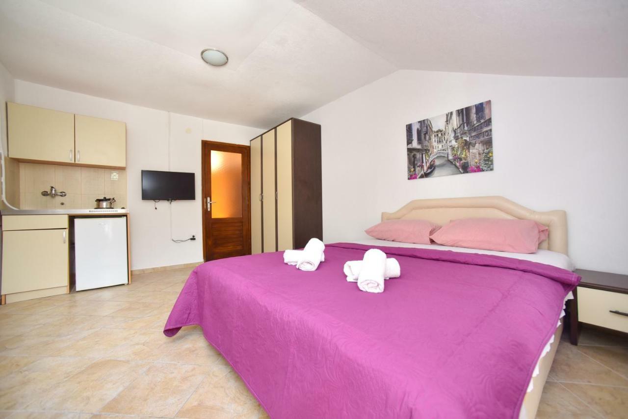 בודווה Apartmani Bonik מראה חיצוני תמונה